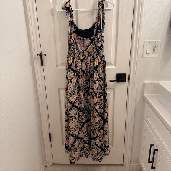 American Eagle Outfitters Black Floral Dress - Picture 6 of 12